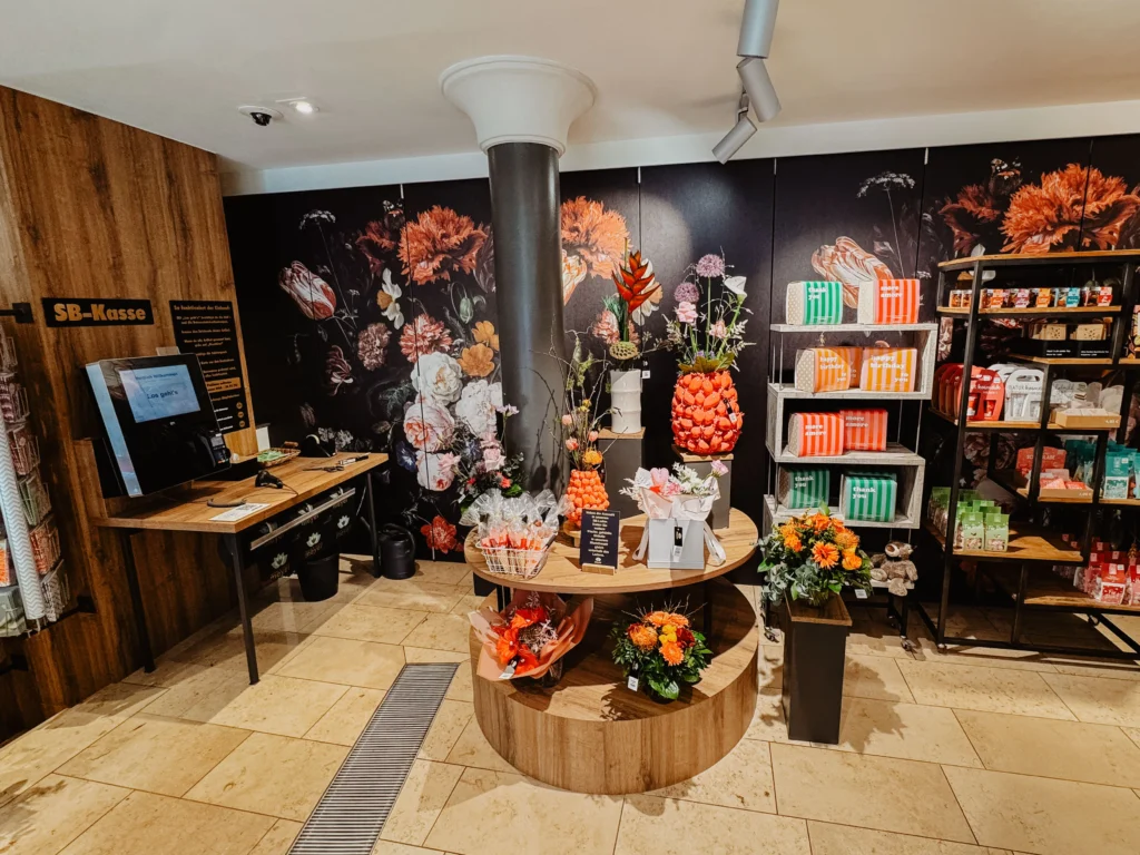 Neue Vertriebswege in der Floristik: Floristik Fachgeschäft mit SB-Kasse für den Self-Checkout