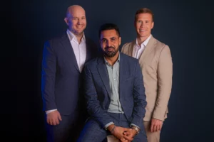 Von links nach rechts: Markus Förder, CFO der SelectLine Holding GmbH; Amar Mousa, CEO der SelectLine Holding GmbH und Geschäftsführer der Dietrich’s Technology GmbH; Florian Rücker, Vice President der Dietrich’s Technology GmbH.